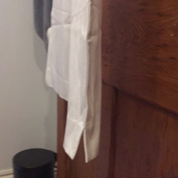 Boston Proper White Capri pants - Picture 2 of 5